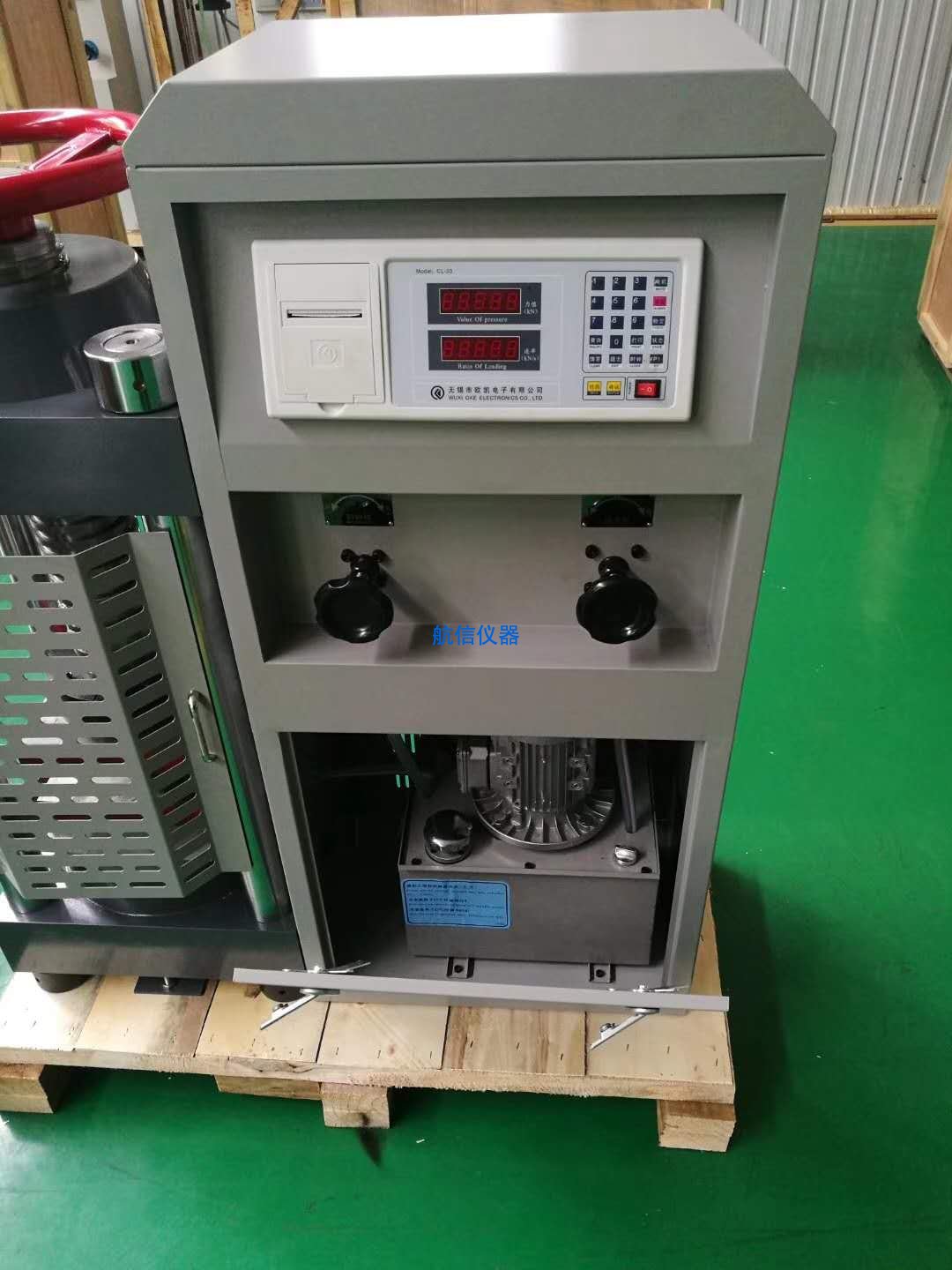 电液式压力试验机SYE-2000(图2) 电液式压力试验机